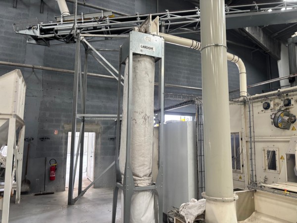  Hopper feeder / Weigher LAROCHE . - Second Hand Textile Machinery 2020 