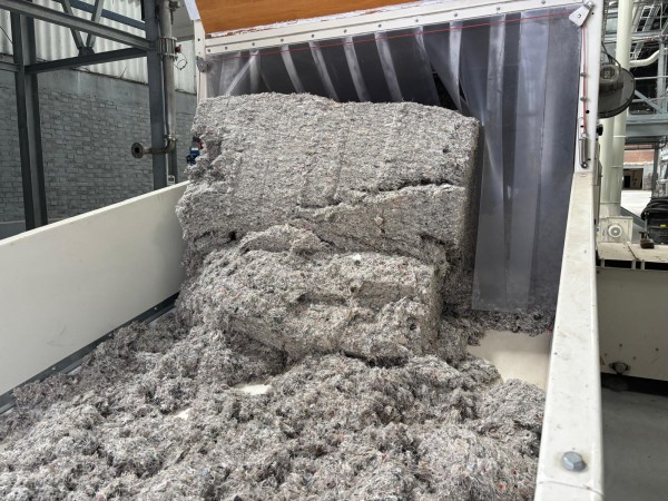  Hopper feeder / Weigher LAROCHE . - Second Hand Textile Machinery 2020 