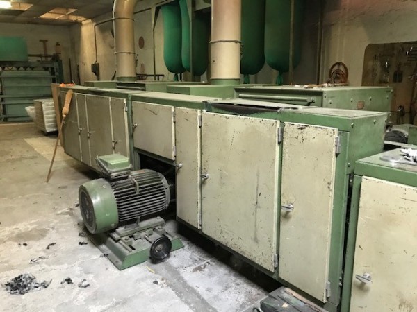  tearing machine LAROCHE JUNIOR - Second Hand Textile Machinery 1977 