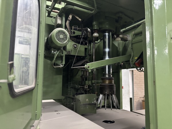  Gills NSC GC15 link&eacute; &agrave; une presse St Eloi  - Occasion 1998 