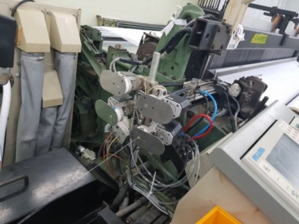  Air jet looms OMNI PLUS PICANOL - Second Hand Textile Machinery 2001 