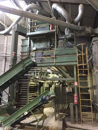  CINTI Bale press for flock . - Second Hand Textile Machinery  