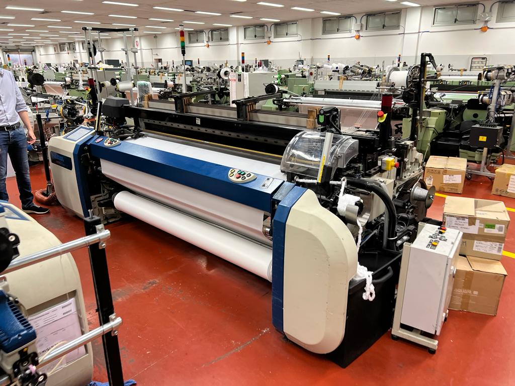 Trader in picanol textile machines